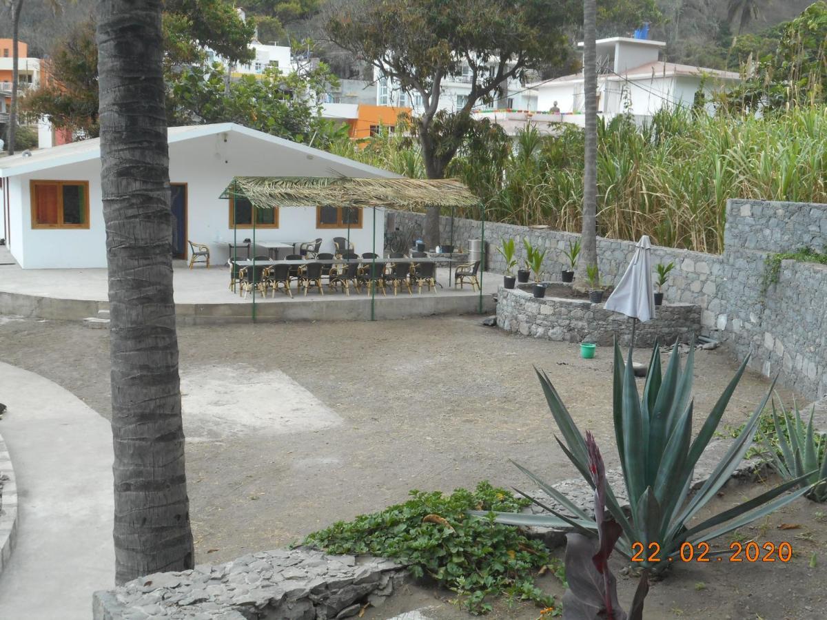 Paul Paradis Hotel Exterior photo